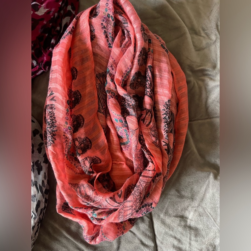 Women's Printed Infinity Scarves - Assorted Colors - Picture 2 of 5